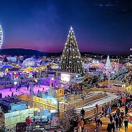 Les Pieds Dans Le Sable Le Barcarès