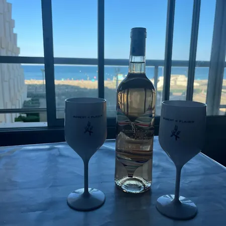 Les Pieds Dans Le Sable Διαμέρισμα Le Barcarès